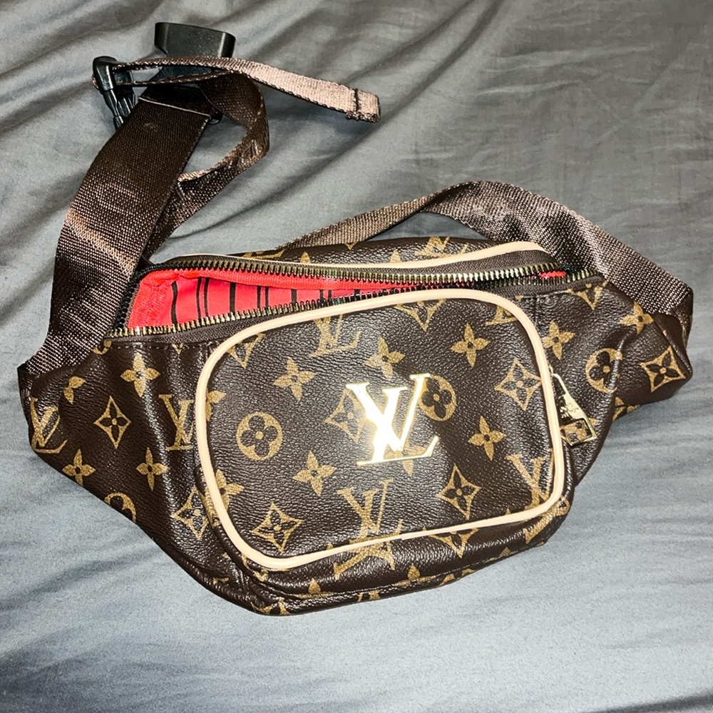 brown crossbody bag